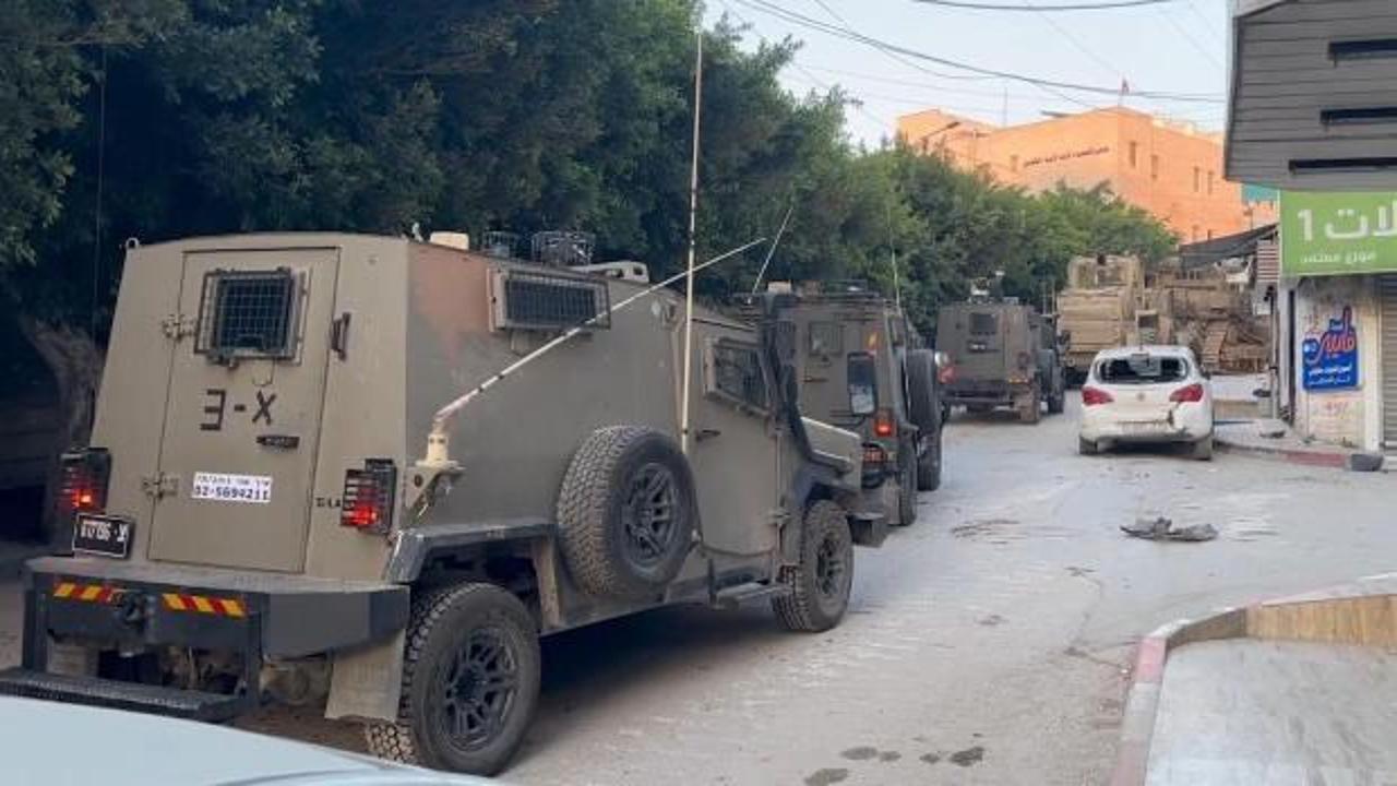 İsrail askerleri Batı Şeria'daki baskın ve gözaltıları sürdürüyor