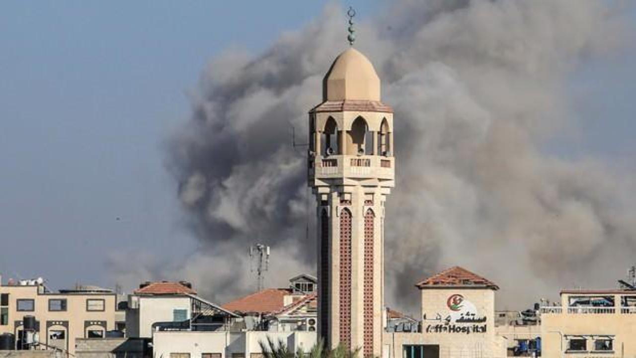 İsrail ordusu Lübnan'da cami bombaladığını itiraf etti