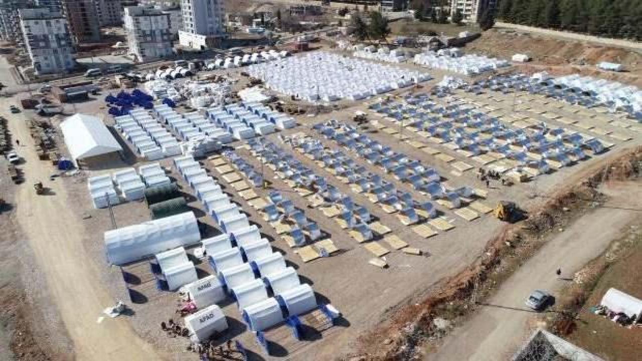 İsrail, Türkiye’deki depremzedeler için 630 çadır gönderdi