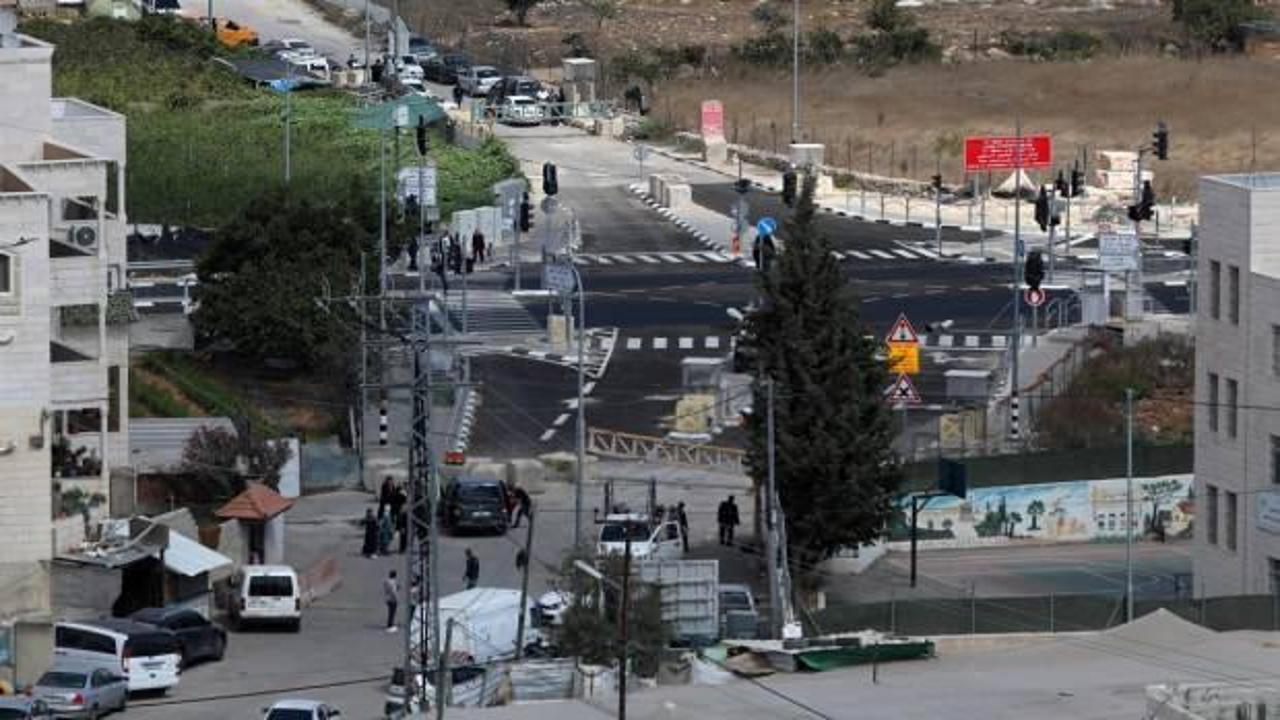 İsrail’in İHA'lı saldırısında 2 kişi şehit oldu... Batı Şeria’da araç bombalandı!