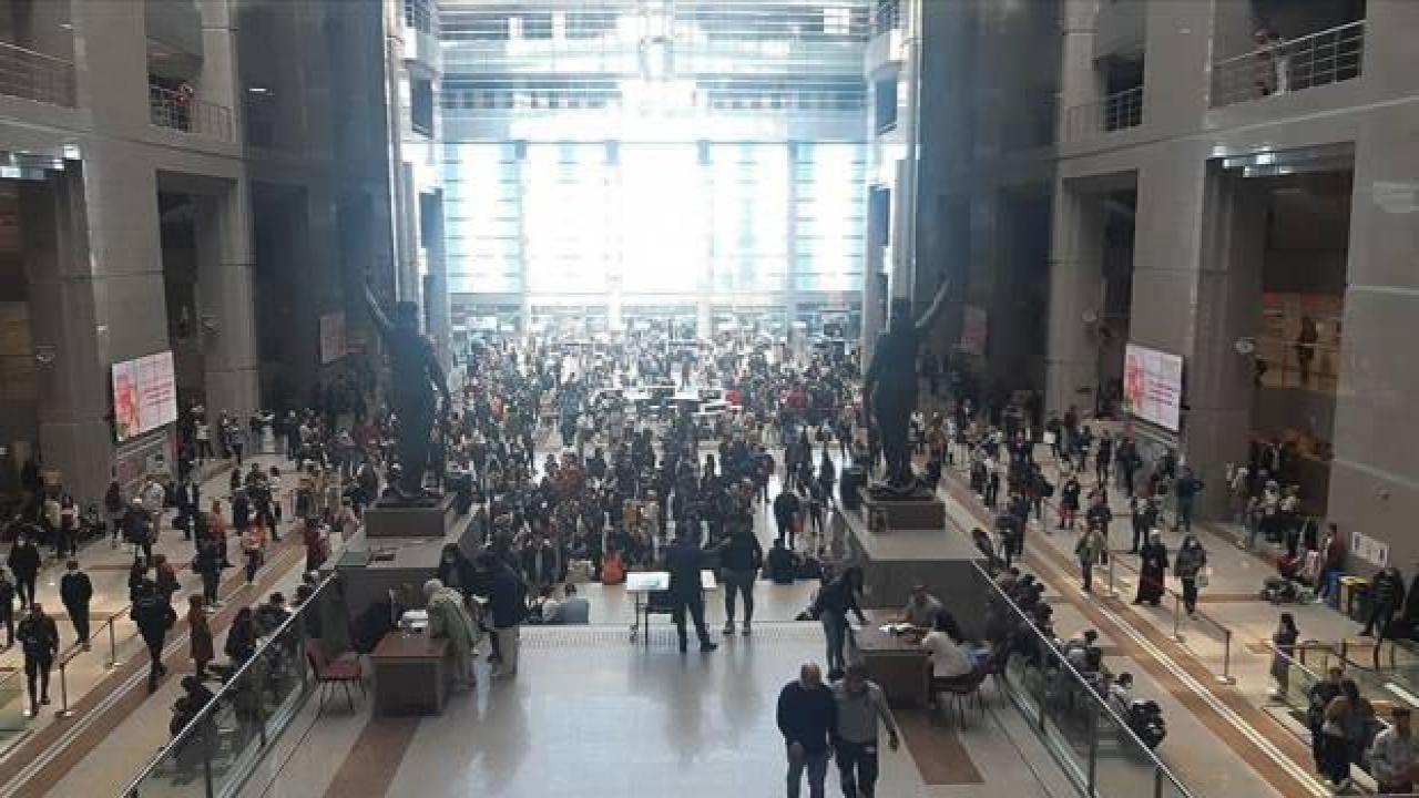 İstanbul Adliyesi'nde icra ve zabıt katipliği sınavı yoğunluğu