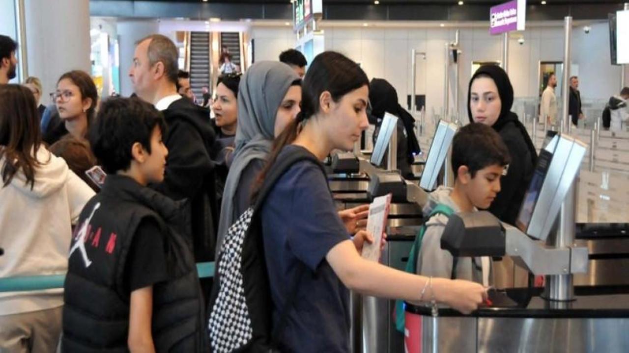 İstanbul Havalimanı'nda bayram tatili yoğunluğu
