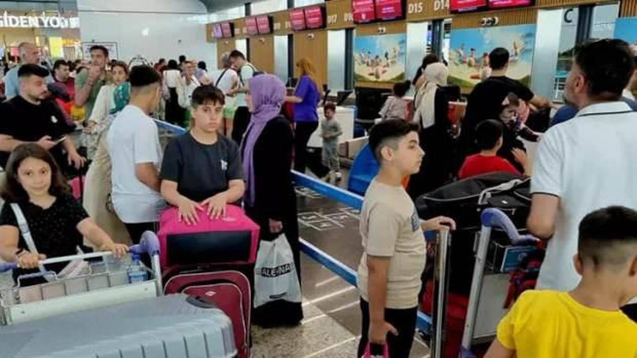 İstanbul Havalimanı'nda 'karne tatili' yoğunluğu