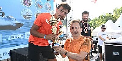 İstanbul’un Doğu Yakası Tuzla’da Düzenlenen Su Sporları Festivali Nefesleri Kesti