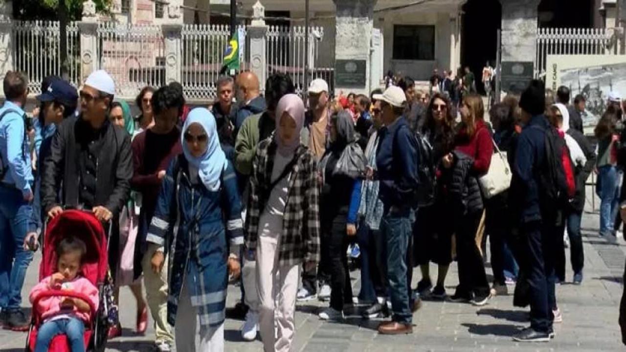 İstanbul'a turist akını bekleniyor