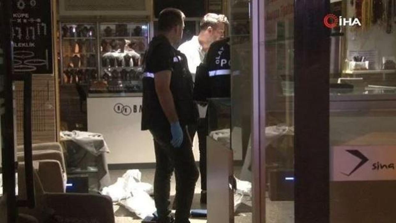 İstanbul'da maskeli kuyumcu soygunu