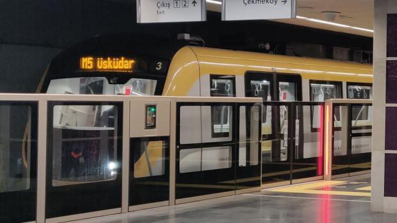 İstanbul'da metro hattındaki arıza sebebiyle bazı duraklarda seferler yapılamıyor!