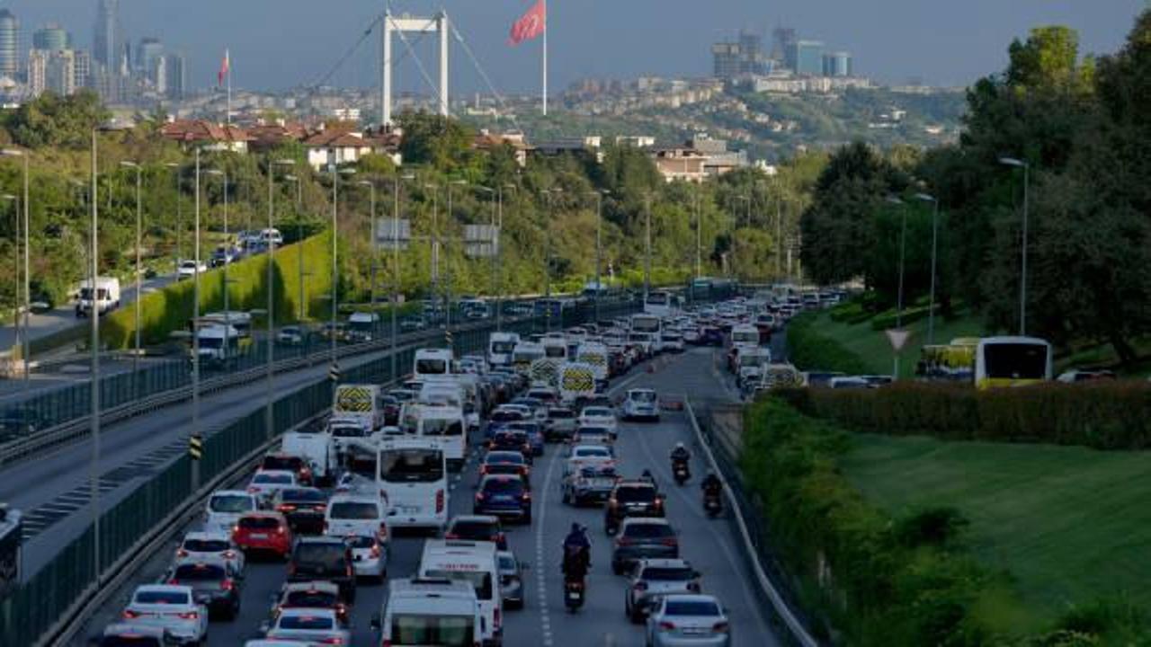 İstanbul'da trafik yoğunluğu yüzde 71'leri gördü