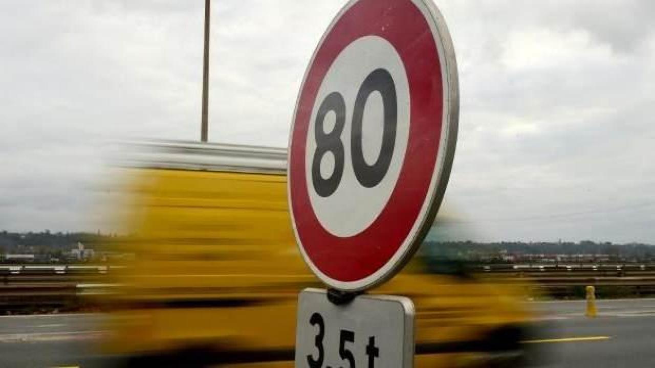 İsviçre'de enerji tasarrufu için hız sınırının 80 kilometreye düşürülmesi önerildi