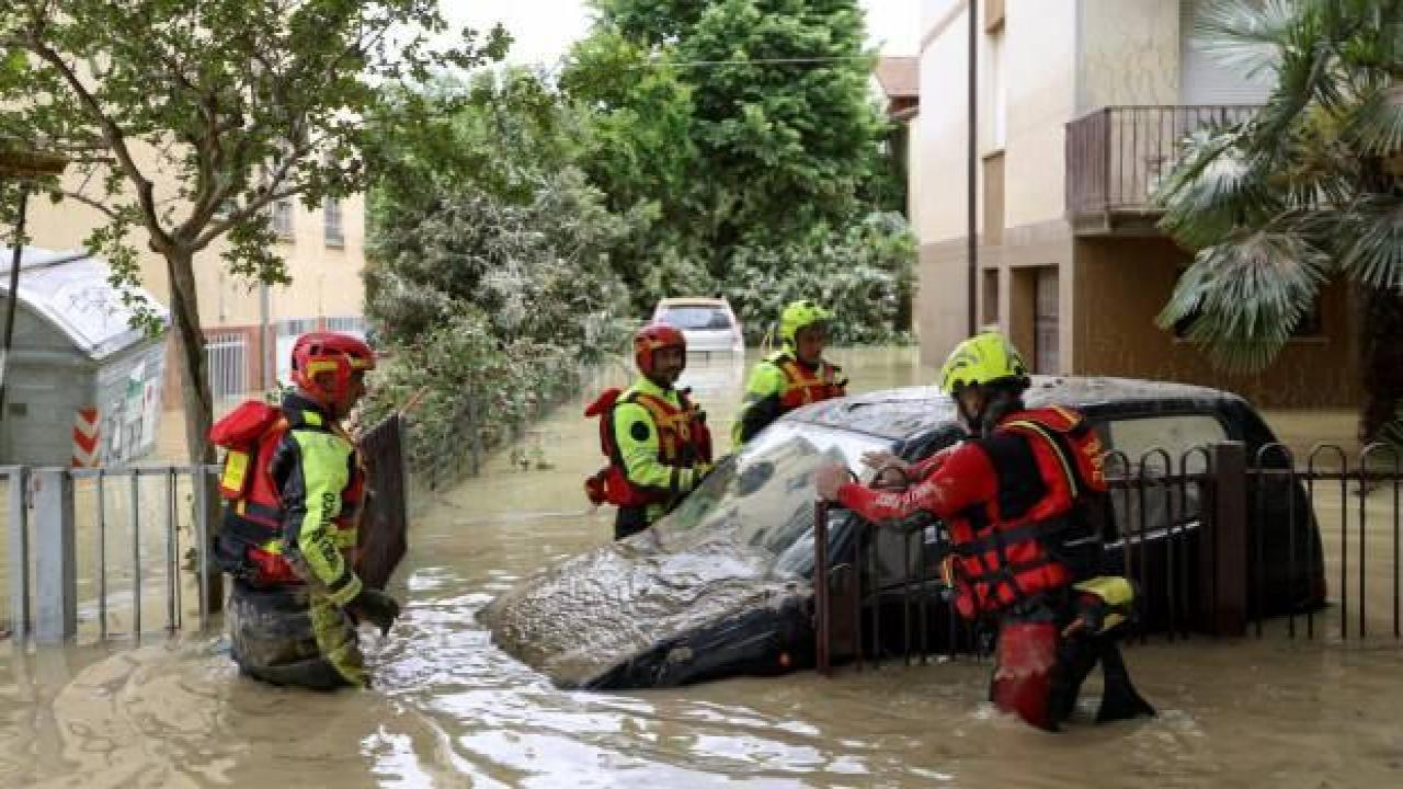 İtalya'daki sel felaketinde ölenlerin sayısı 13 oldu