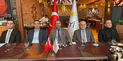 İYİ Parti Kartal İlçe Başkanlığı Basın Mensuplarıyla Bir Araya Geldi