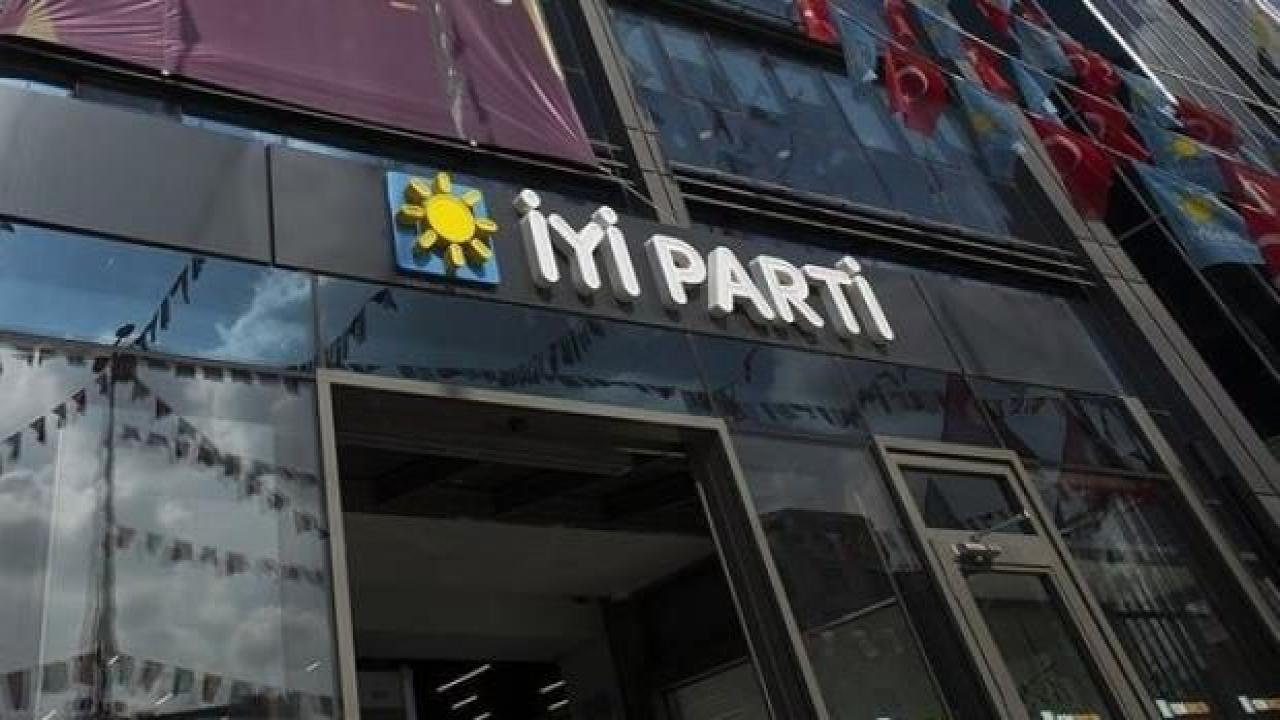 İYİ Parti'de seçim sonrası bir istifa daha!