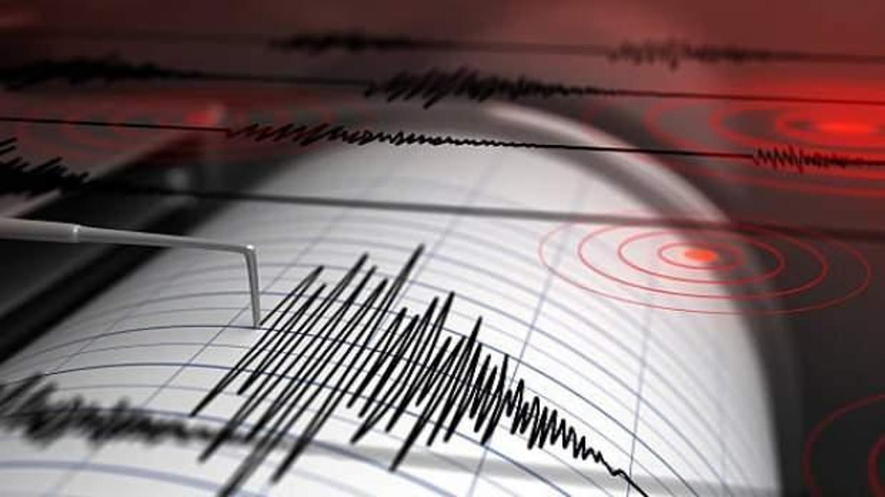 İzmir'de 3,5 büyüklüğünde deprem