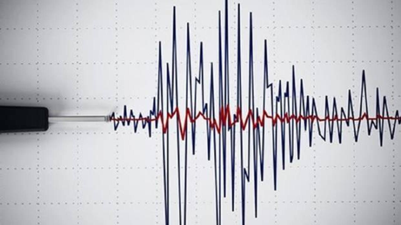 İzmir'de 3.7 büyüklüğünde deprem
