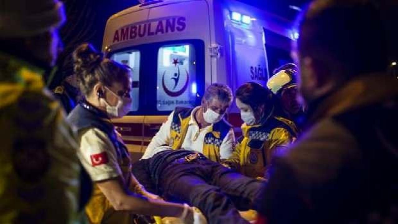 İzmir’de belediye otobüsü ile motosiklet çarpıştı: 1 ölü