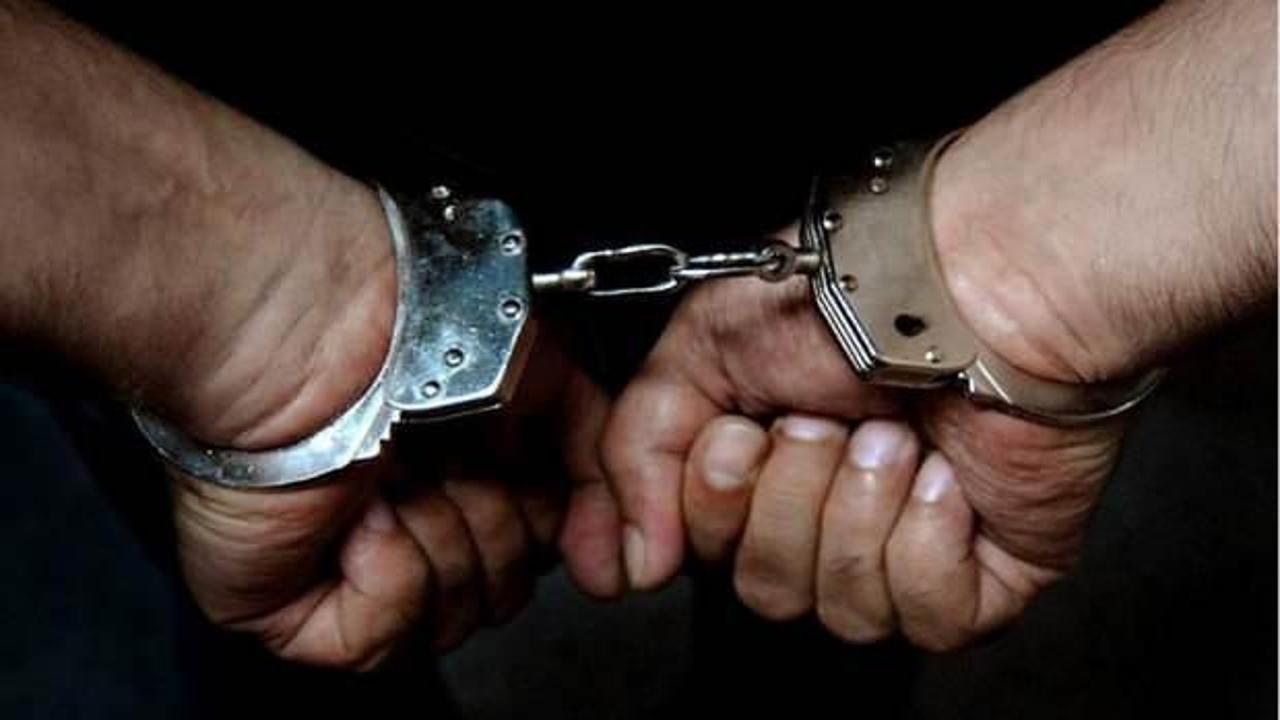 İzmir'de FETÖ operasyonu: 18 kişi tutuklandı