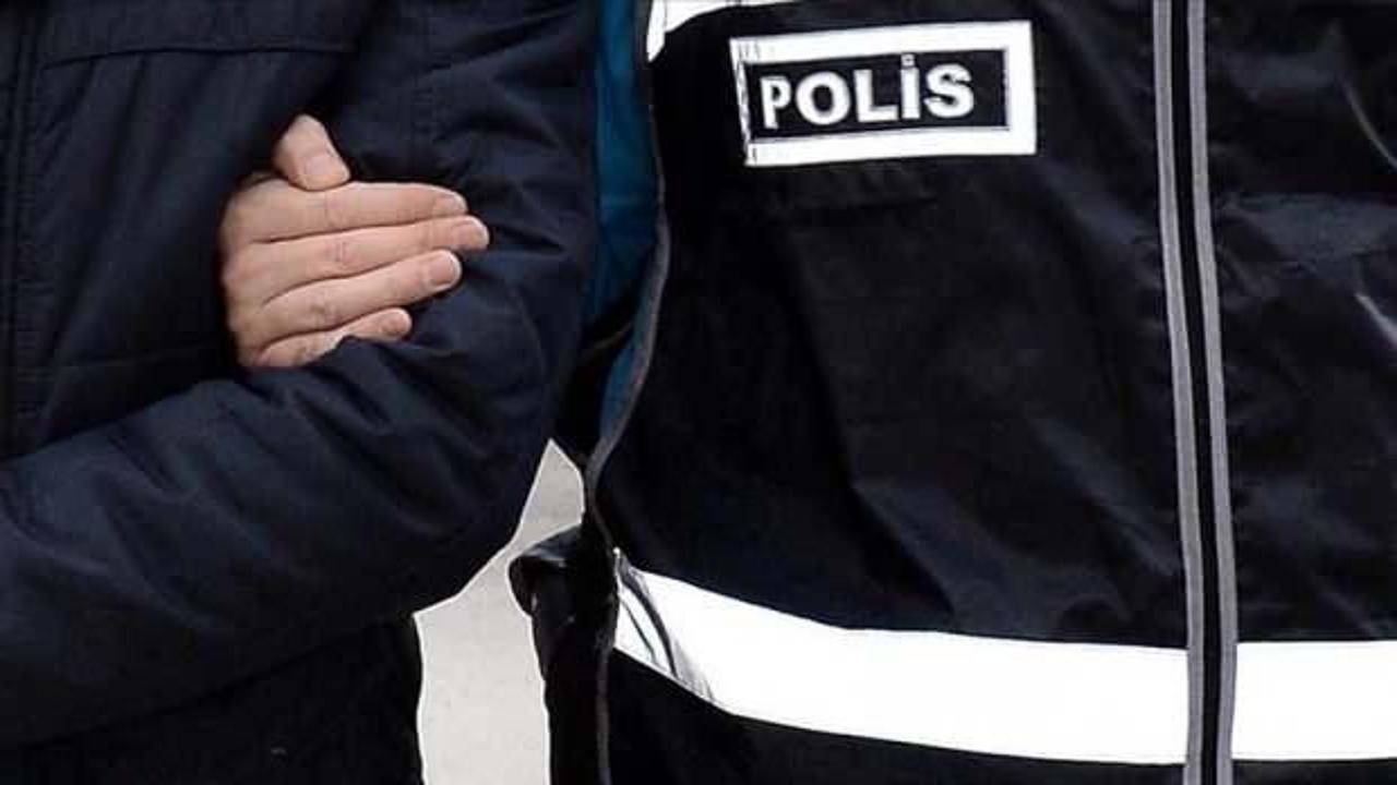 İzmir'de FETÖ operasyonunda yakalanan 16 zanlı tutuklandı