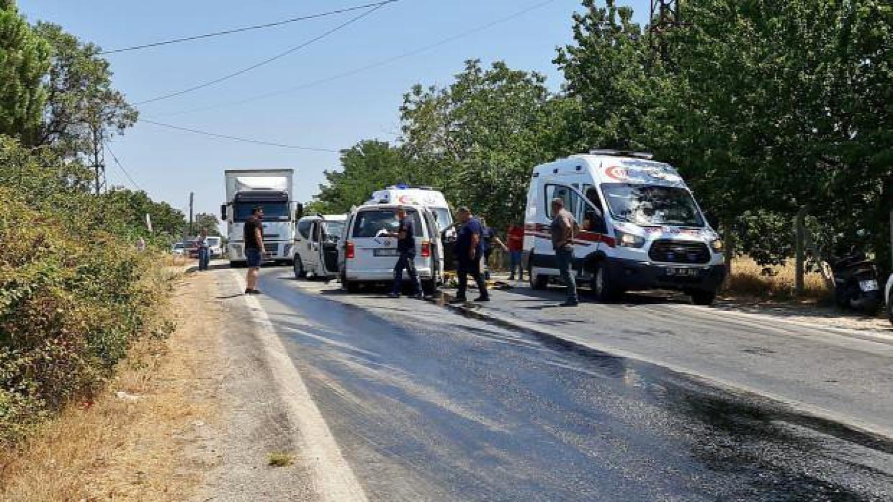 İzmir'de kaza: Ölü ve yaralılar var