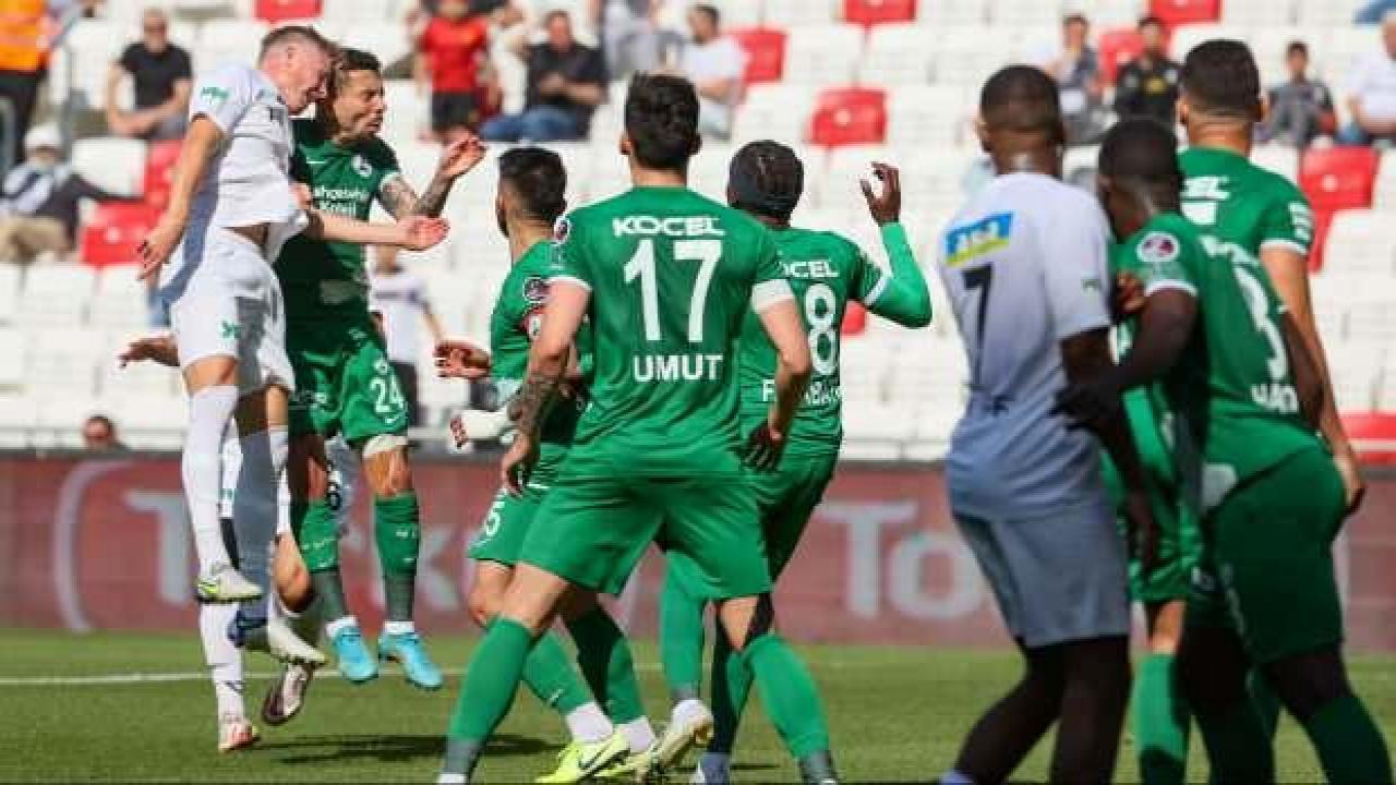 İzmir'de puanlar paylaşıldı!