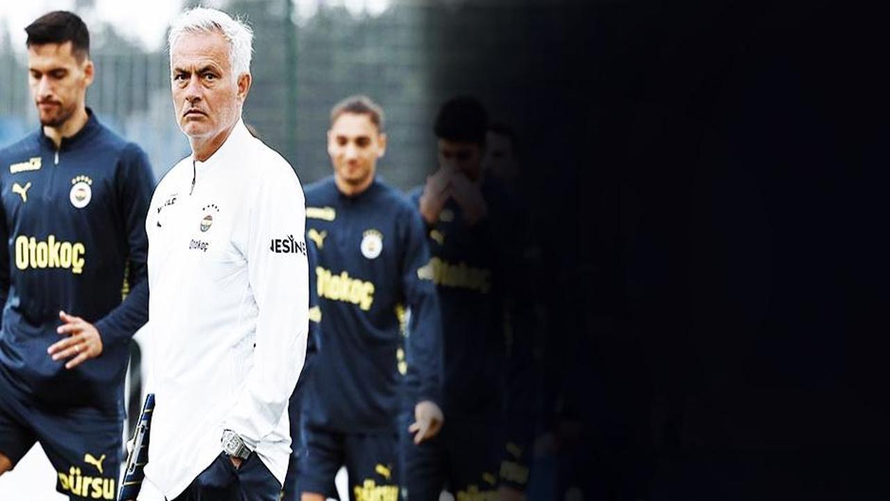Jose Mourinho'dan, Ferdi Kadıoğlu için transfer mesajı!