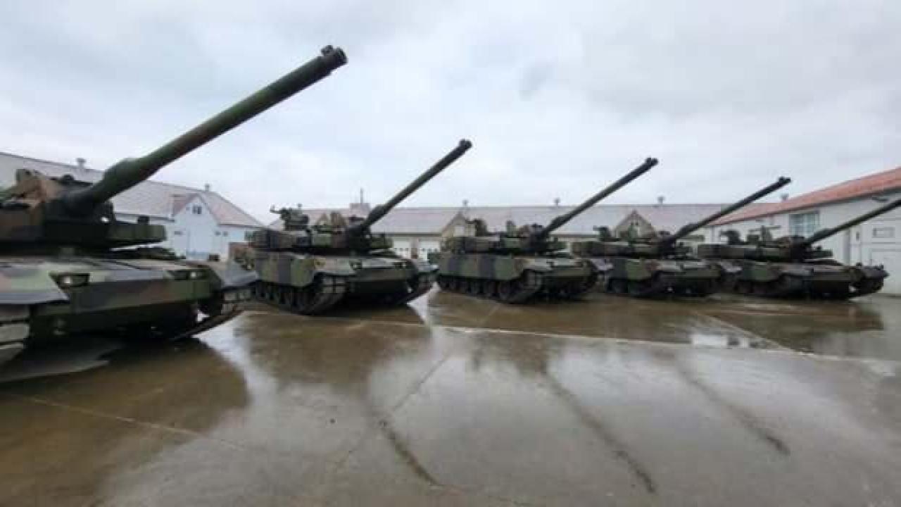 K2 Black Panther tankları Polonya ordusuna teslim edildi