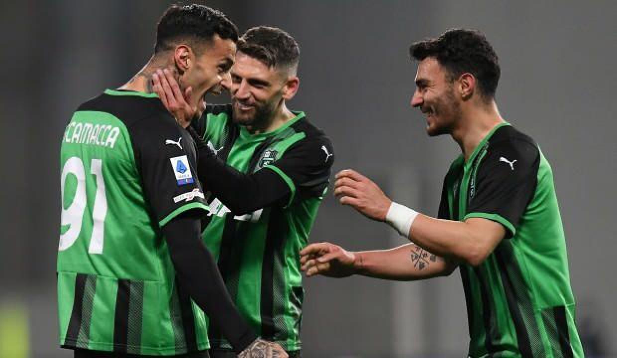 Kaan Ayhan attı, Sassuolo Spezia'yı farklı yendi
