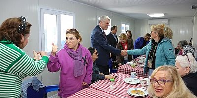 Kadem Başkan’dan işitme engellilerle bir araya geldi