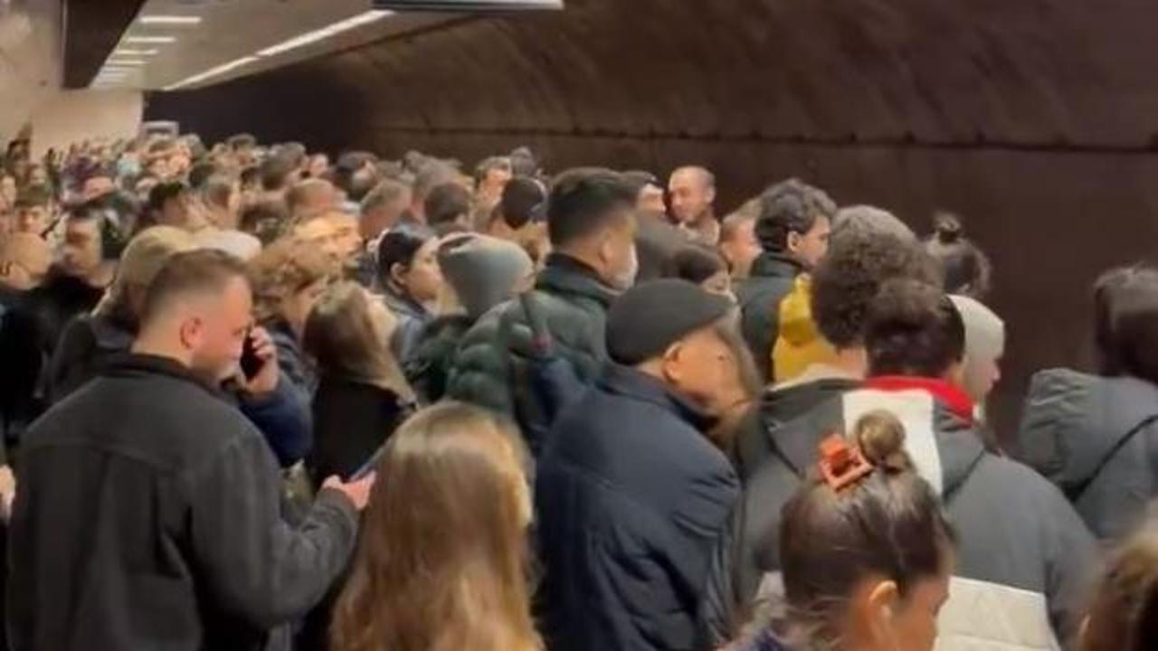 Kadıköy-Sabiha Gökçen Havalimanı metrosunda arıza! Vatandaşlar isyan etti
