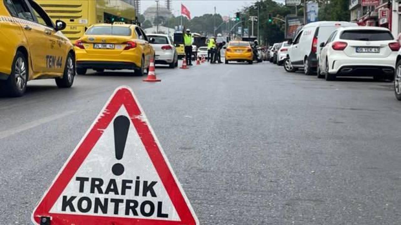 Kadıköy'de taksicilere yönelik denetim yapıldı