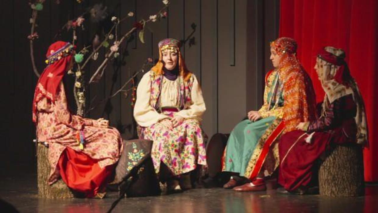 Kadınların sahneye koyduğu 