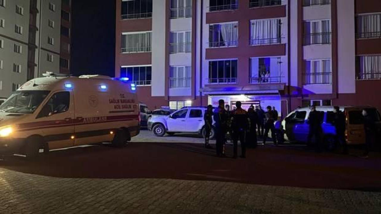 Kan donduran olay! iki kardeş kanlar içinde ölü bulundu