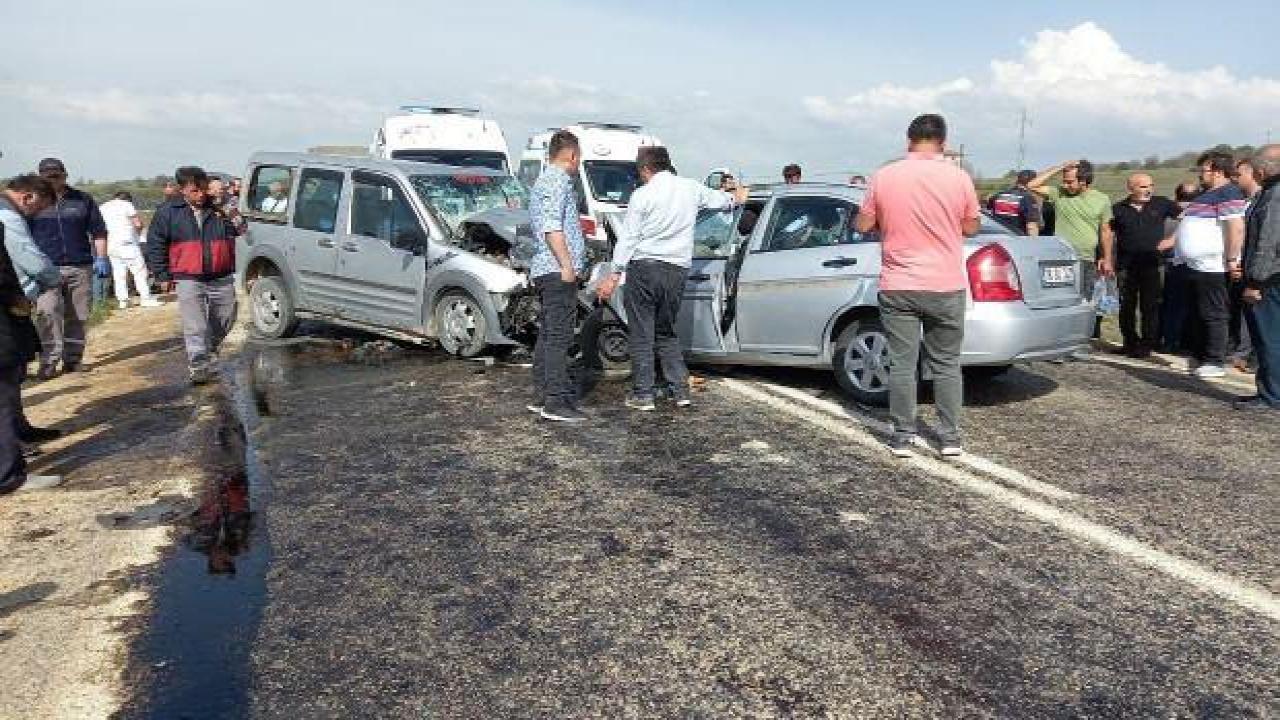 Karabük'te cenaze yolunda katliam gibi kaza!