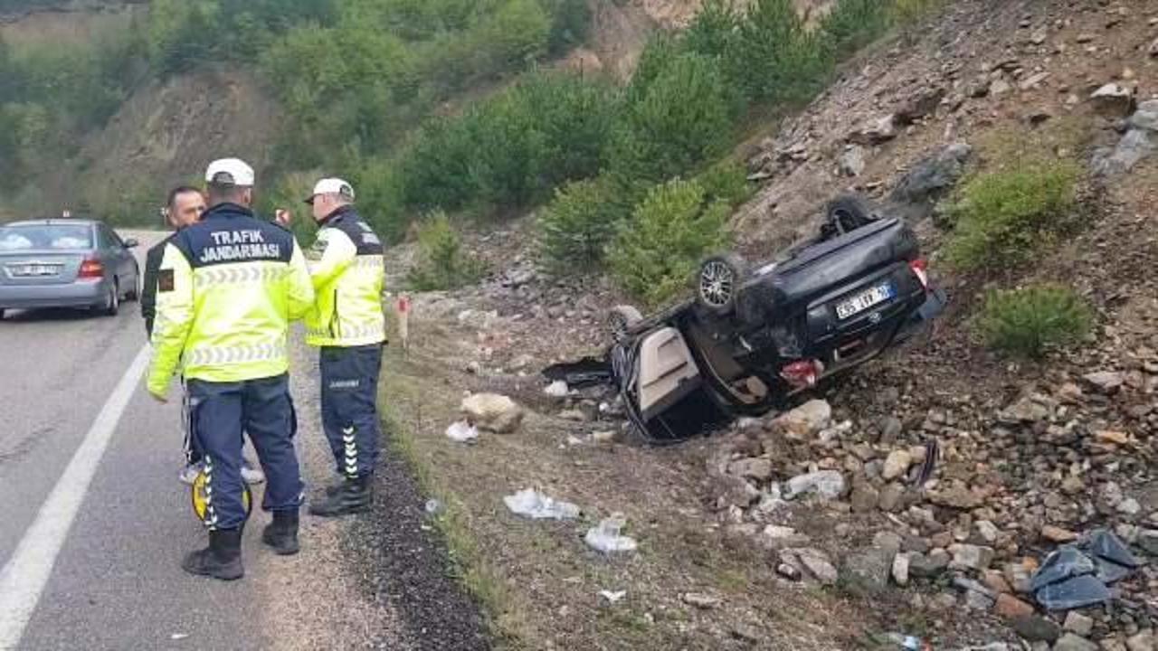 Karabük'te otomobil takla attı: 3 yaralı