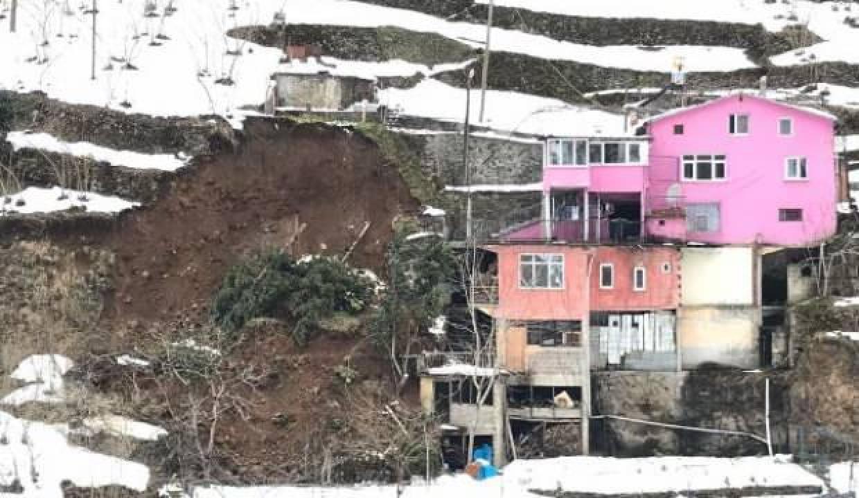 Karadeniz'de kar erimesiyle heyelan riski arttı; 'kritik 5 ay' uyarısı geldi
