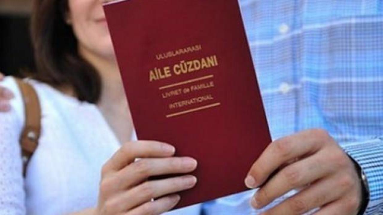 Karar yürürlükte: Artık koca soyadı şart değil