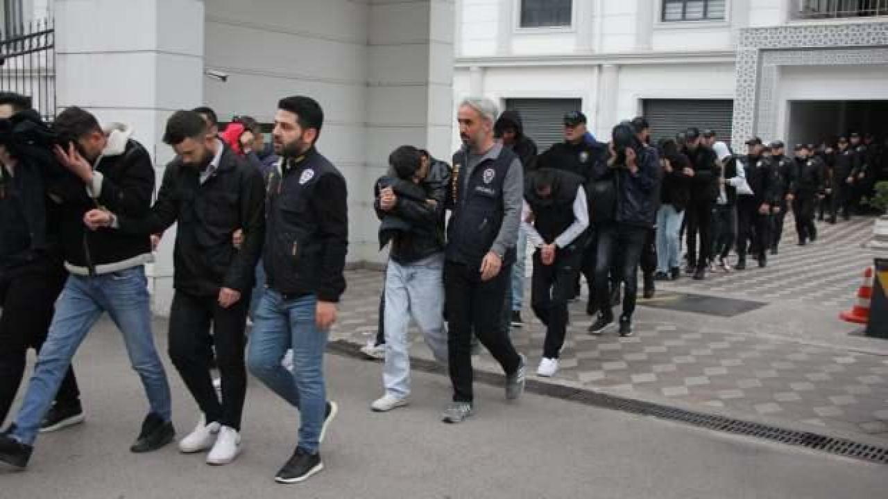 Karavan ve konteyner dolandırıcılarına operasyon: 24 şüpheli adliyede
