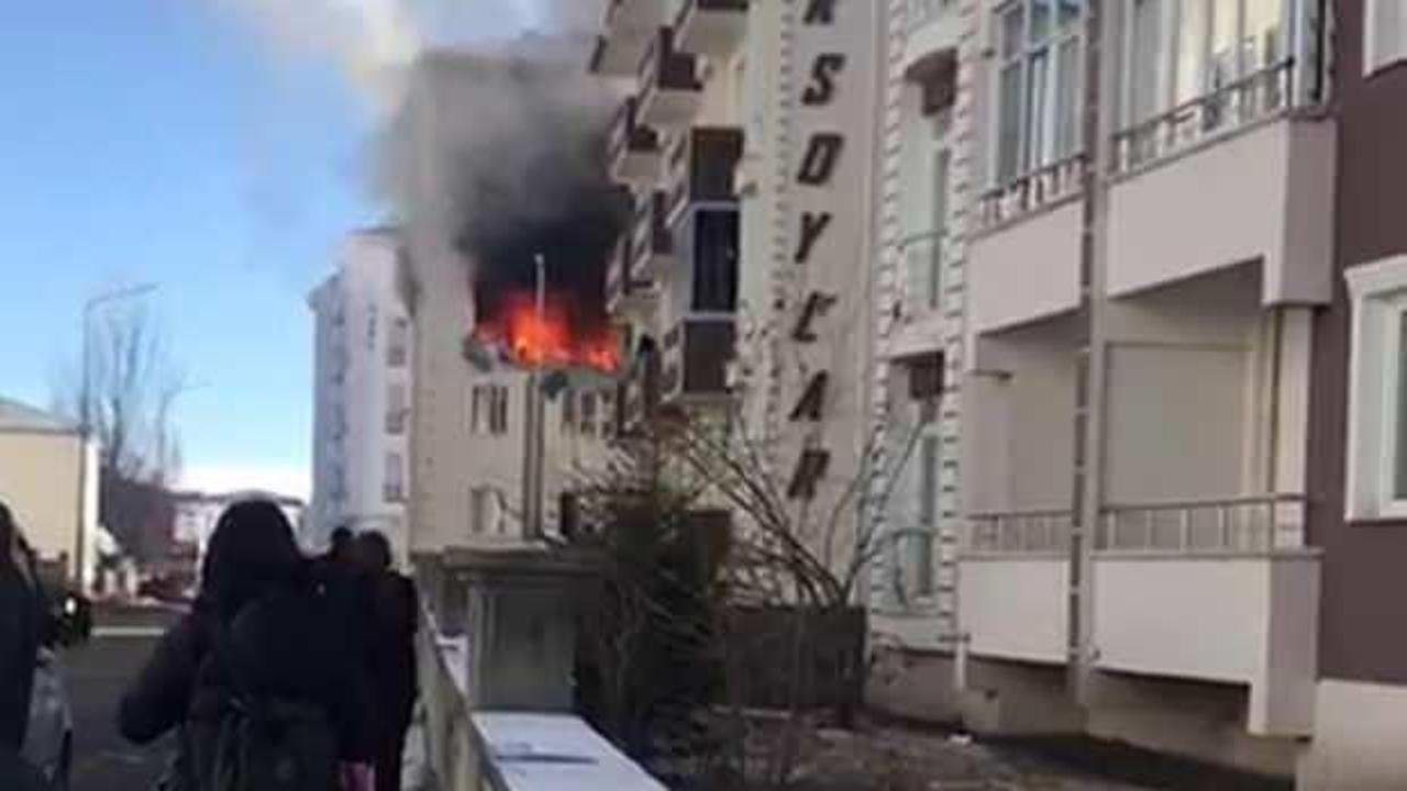 Kars'ta 5 katlı binada patlama: 6 yaralı