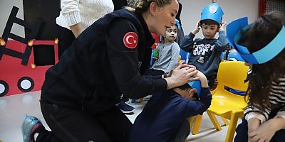 Kartal Belediyesi Kreş Öğrencilerine Sivil Savunma Günü'nde Afet Eğitimi