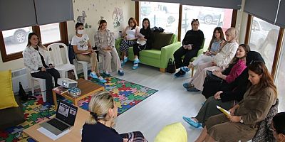 Kartal Belediyesi'nden Anne Adaylarına Destek; Gebelik Okulu Seminerleri Başladı