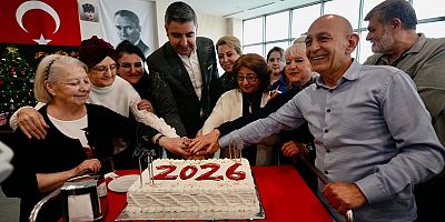 Kartal Belediyesi'nden Huzurevi Sakinlerine Yeni Yıl Etkinliği
