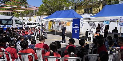 Kartal Belediyesi'nden Öğrencilere Trafik ve İlk Yardım Eğitimi