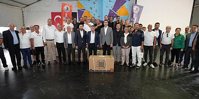 Kartal Belediyesi ve İBB’den Amatör Kulüplere Spor Malzemesi Desteği