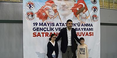 Kartal'da, 19 Mayıs Atatürk'ü Anma, Gençlik ve Spor Bayramı Satranç Turnuvası'nda Hamleler Yarıştı