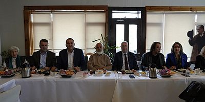 Kartal'da Dünya Sanat Günü'ne Özel Anlamlı Buluşma