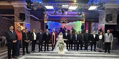 Kartal’da Elif-Şafak Çiftinin Mutlu Günü: Nikahı Olcay Özgön Kıydı