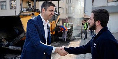 Kartal'ın Yolları Yenileniyor, Asfalt Çalışmaları Tüm Hızıyla Devam Ediyor