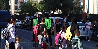 Kartallı Öğrenciler, Kartal Belediyesi Zabıta Ekiplerine Emanet