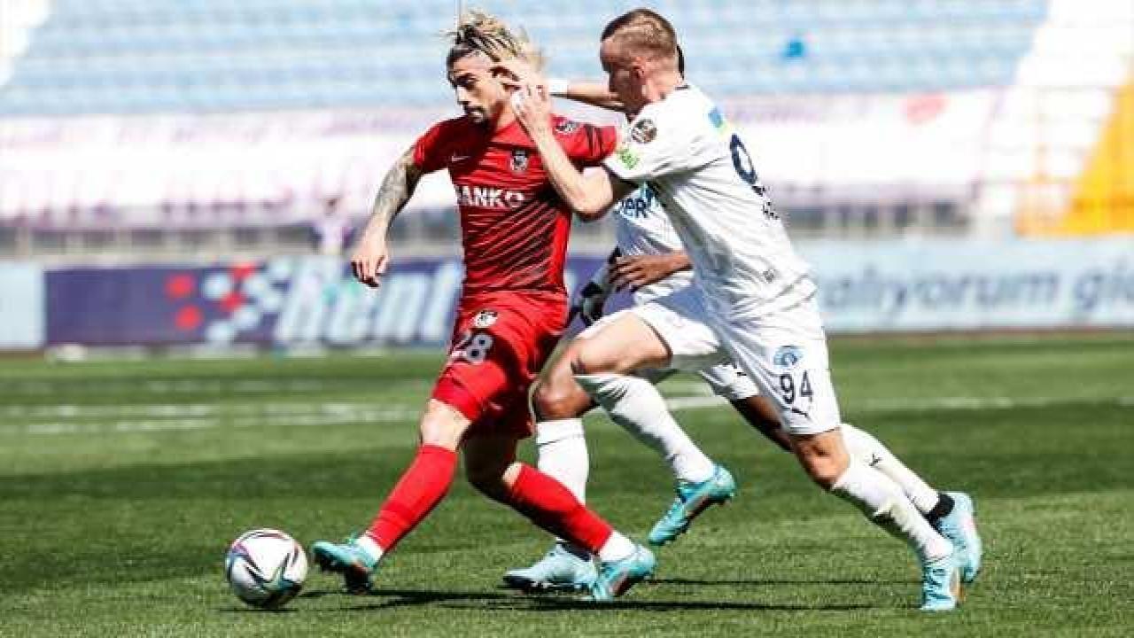 Kasımpaşa - Gaziantep FK! İlk 11'ler belli oldu