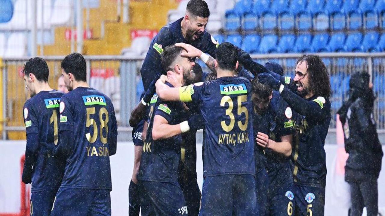 Kasımpaşa, Hatayspor'u ikinci yarıda bulduğu gollerle devirdi