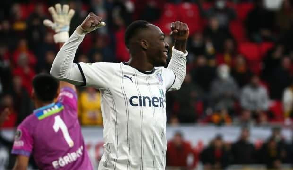 Kasımpaşa'nın yeni transferi Muleka Süper Lig'i salladı!